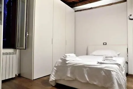 Falegnami Apartment *